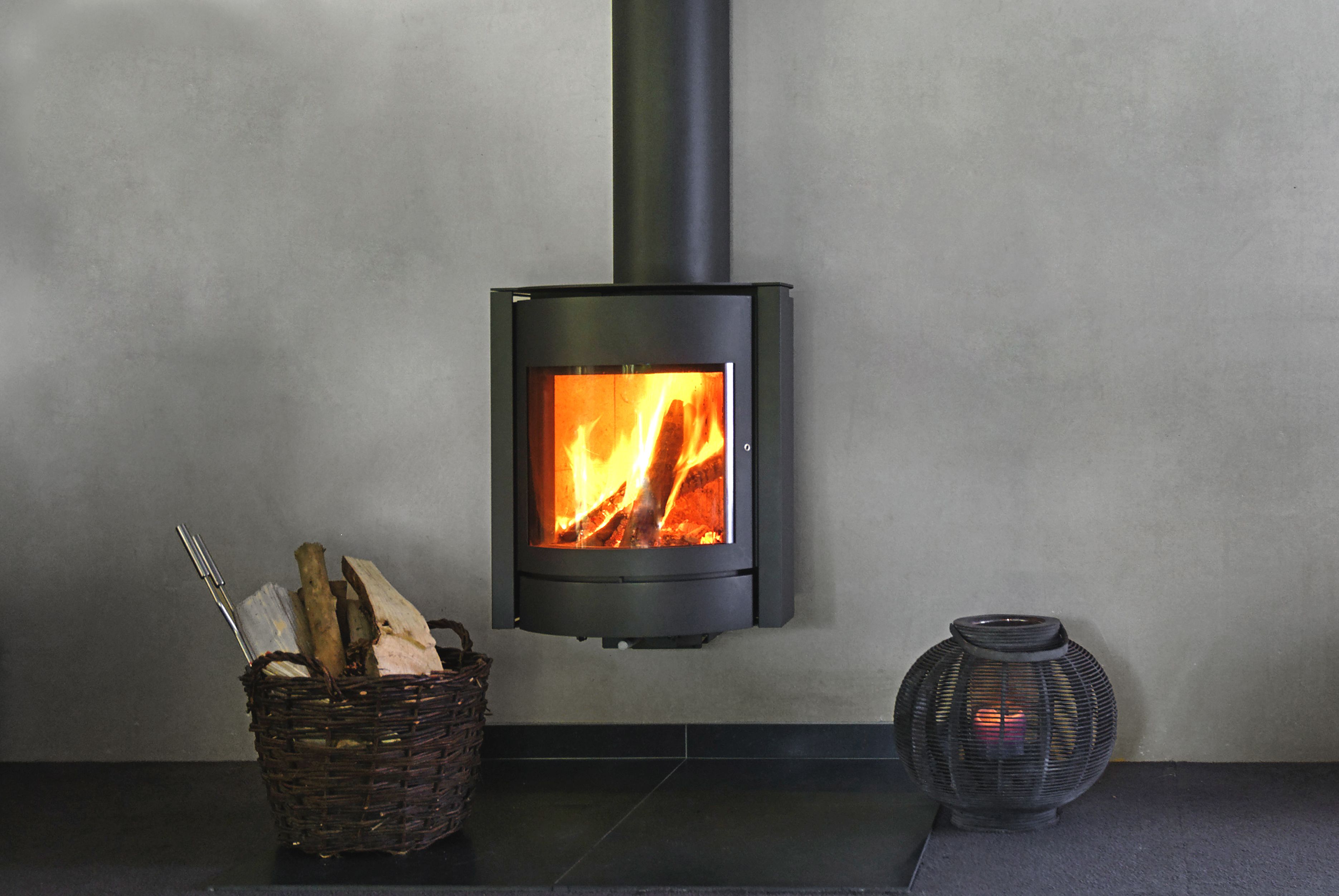 poêle à bois sur pied Contura